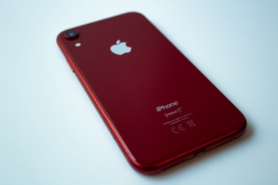 赤いiPhone